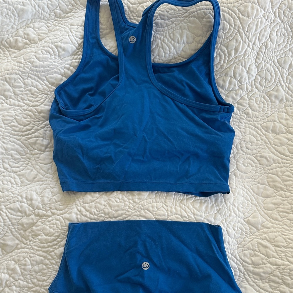 Women's Workout Set - Picture 2 of 2